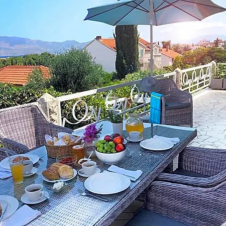 Hotel Adriana